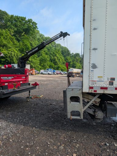 Liftgate repair on box truck